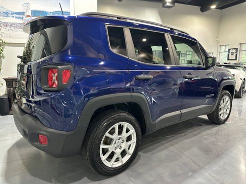 Used 2021 Jeep Renegade Sport w/ Sport Appearance Group AWD/4WD image 33