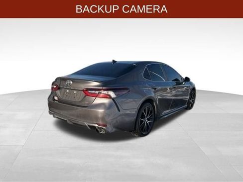 Used 2022 Toyota Camry SE image 7