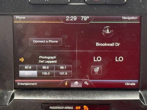 Used 2015 Ford F150 Lariat w/ Equipment Group 502A Luxury AWD/4WD image 23
