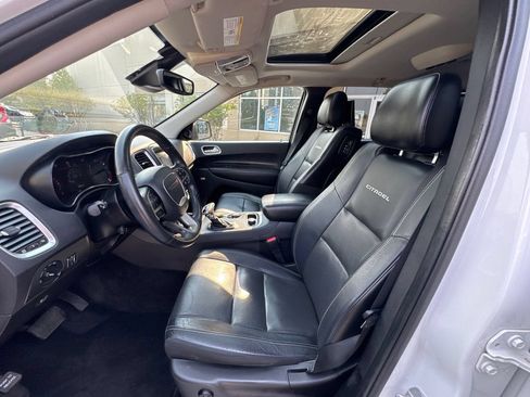 Used 2018 Dodge Durango Citadel w/ Technology Group AWD/4WD image 28