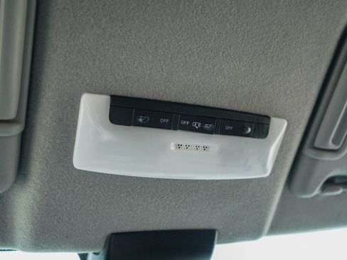 Used 2024 Nissan Kicks S image 16