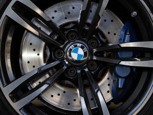 Used 2017 BMW M2 image 12