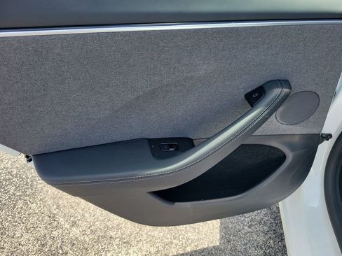 Used 2024 Tesla Model 3 Standard Range RWD image 10