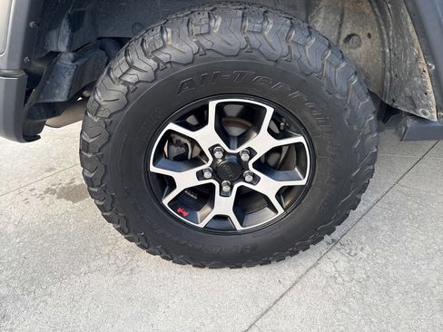 Used 2021 Jeep Wrangler Unlimited Rubicon image 11