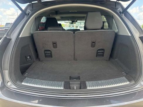 Used 2018 Acura MDX FWD image 11