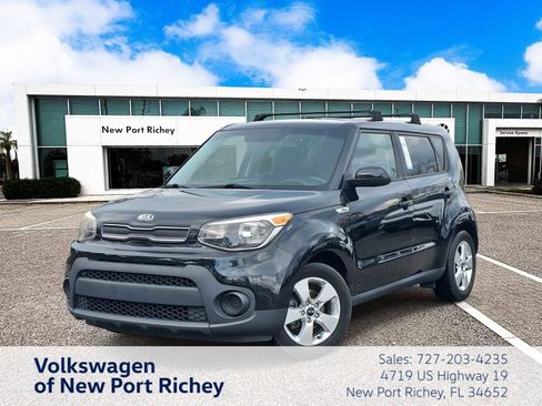 Used 2018 Kia Soul Base image 1