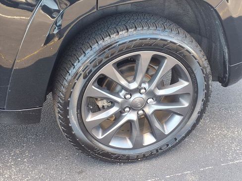 Used 2018 Jeep Grand Cherokee High Altitude image 25