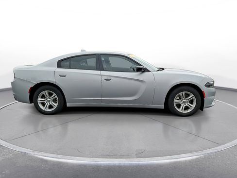 Used 2023 Dodge Charger SXT image 9