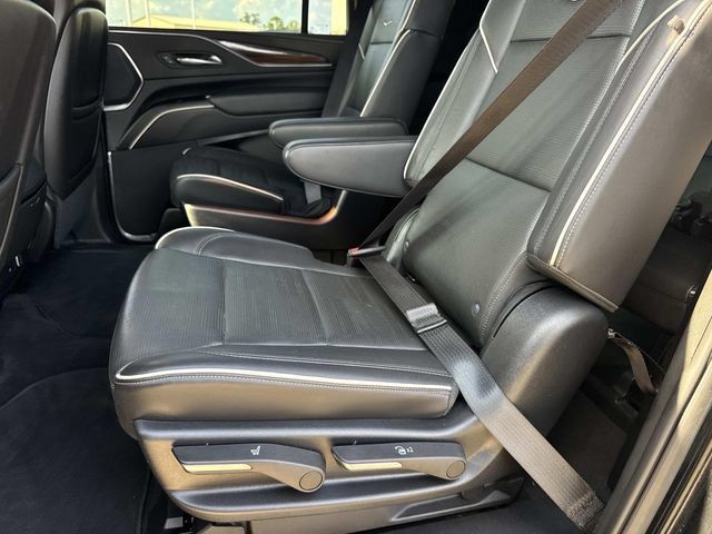 Used 2022 Cadillac Escalade ESV Premium Luxury RWD image 15