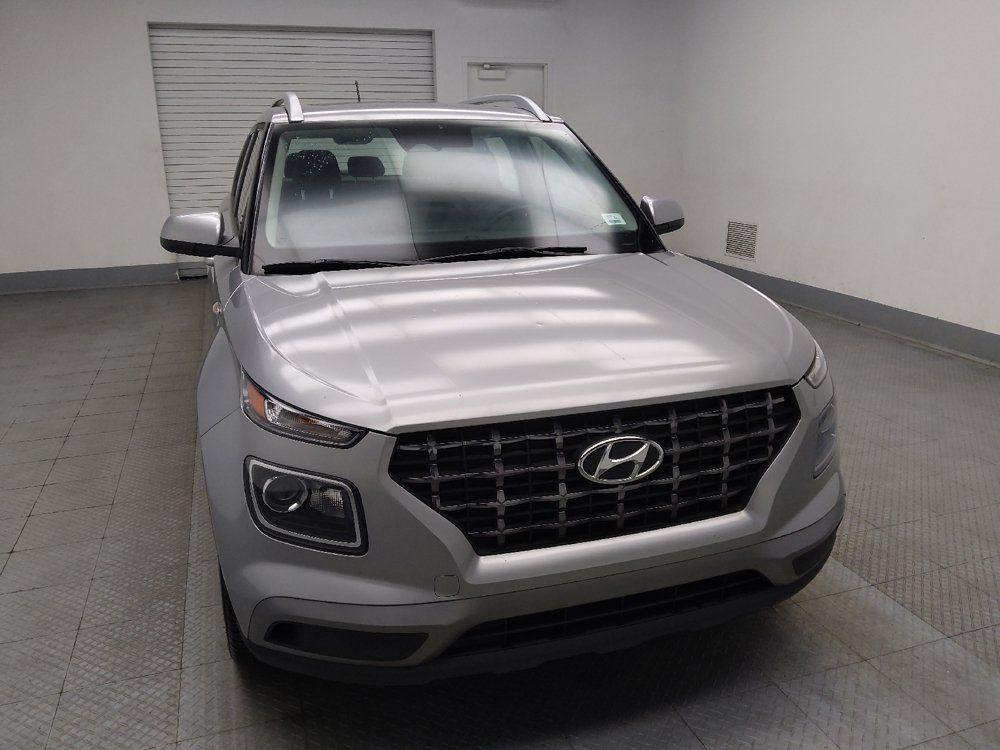 Used 2023 Hyundai Venue SEL FWD image 14