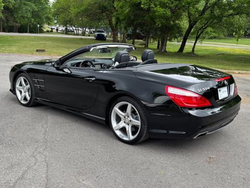 Used 2014 Mercedes-Benz SL 550 image 4