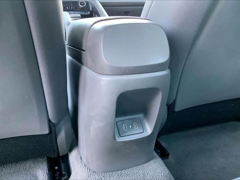 Used 2024 Hyundai Elantra SEL image 36