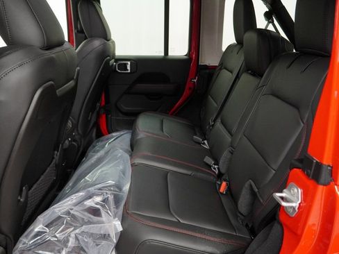 New 2026 Jeep Wrangler Unlimited Rubicon image 17