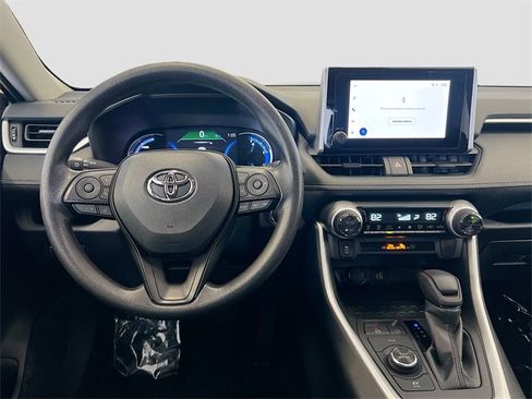 Used 2025 Toyota RAV4 XLE image 21