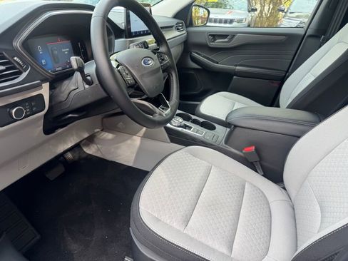 New 2026 Ford Escape Active w/ Cold Weather Package image 9