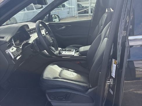 Used 2025 Audi Q7 3.0T Premium Plus AWD/4WD image 13