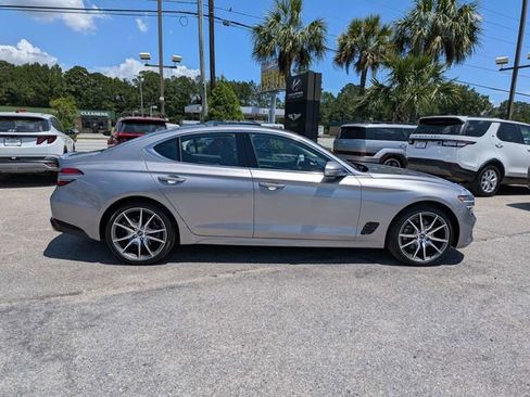 Used 2023 Genesis G70 2.0T AWD/4WD image 3