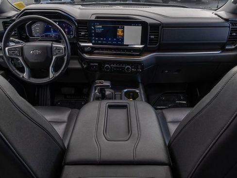 Certified 2022 Chevrolet Silverado 1500 RST image 21