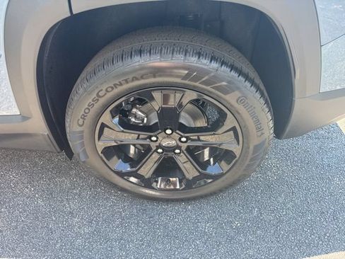 New 2026 Chevrolet Equinox LT w/ Midnight Edition FWD image 19