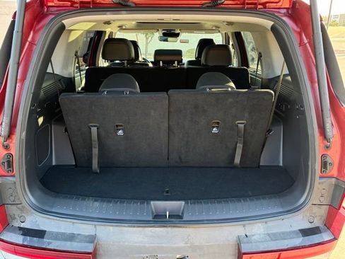 Used 2025 Hyundai Santa Fe Limited image 13