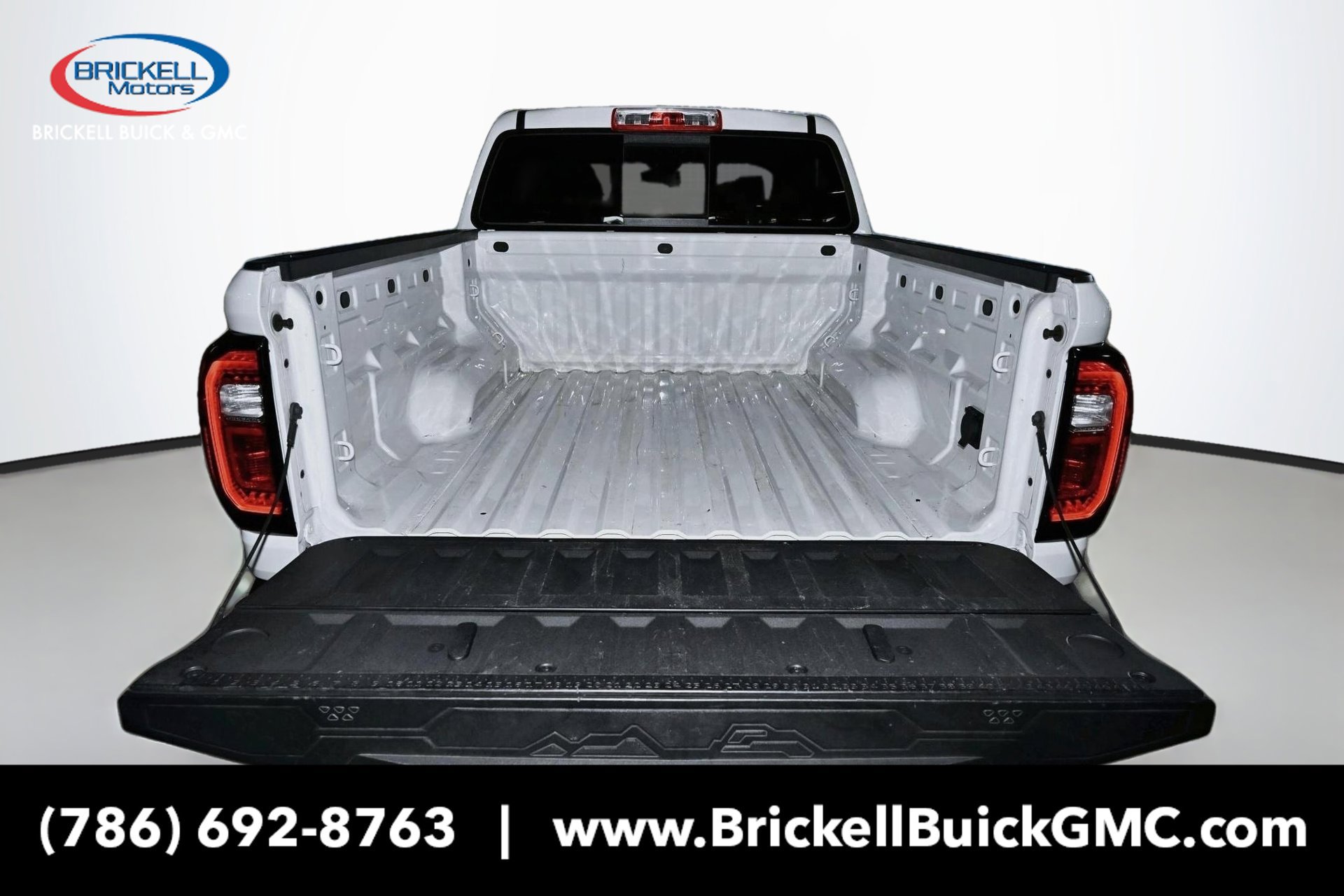Used 2024 GMC Canyon Elevation w/ Convenience Package AWD/4WD image 14