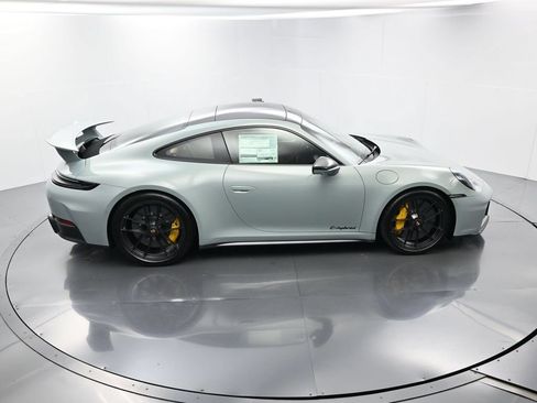 Certified 2025 Porsche 911 Carrera GTS RWD image 37