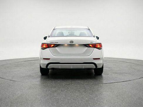 Used 2024 Nissan Sentra SV image 7
