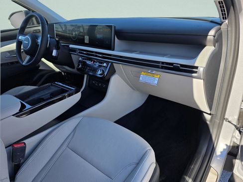 New 2026 Hyundai Tucson Limited image 7