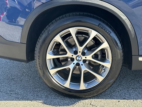 Used 2019 BMW X5 xDrive40i w/ Premium Package 2 image 18