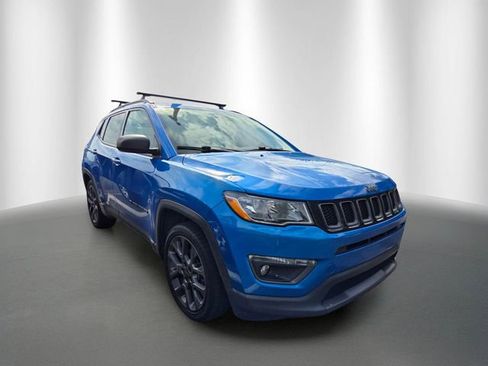 Used 2021 Jeep Compass Latitude FWD image 3