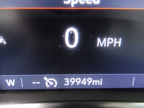 Used 2023 GMC Terrain AT4 image 26