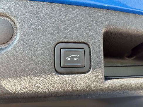 Used 2024 Chevrolet Equinox LT image 10