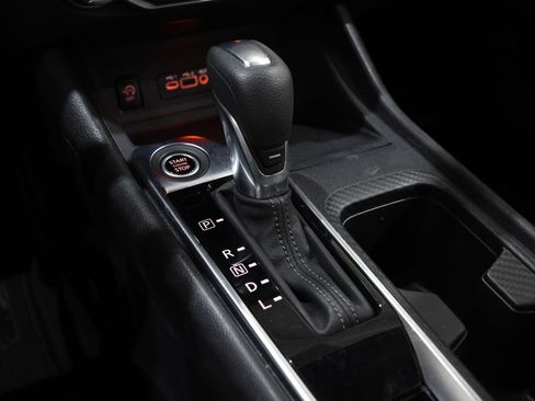 Used 2025 Nissan Sentra SV image 24