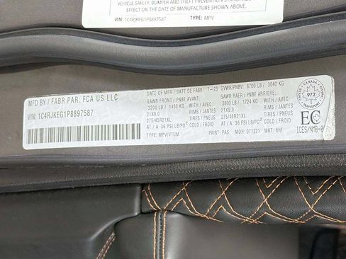 Used 2023 Jeep Grand Cherokee L Summit AWD/4WD image 50