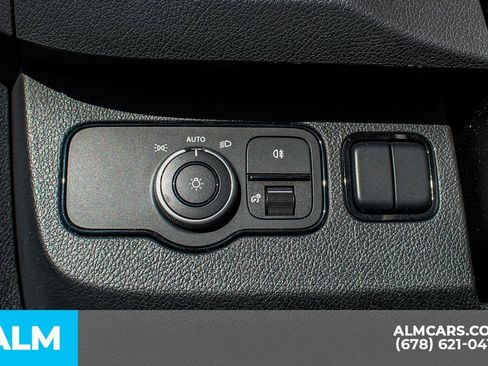Used 2024 Mercedes-Benz Sprinter 2500 image 30