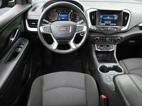 Used 2024 GMC Terrain SLE w/ Driver Convenience Package FWD image 15
