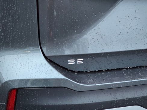 New 2026 Volkswagen Tiguan SE image 14