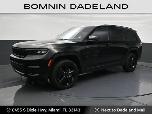 Used 2025 Jeep Grand Cherokee L Limited w/ Luxury Tech Group II RWD image 1