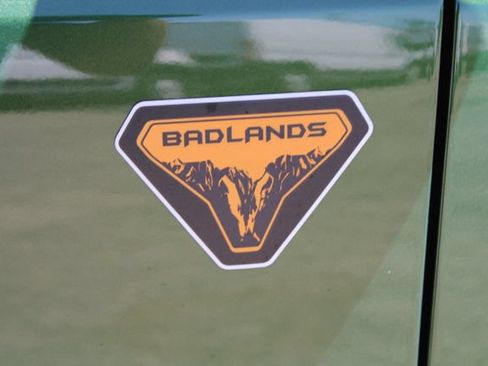 Used 2025 Ford Bronco Badlands AWD/4WD image 8
