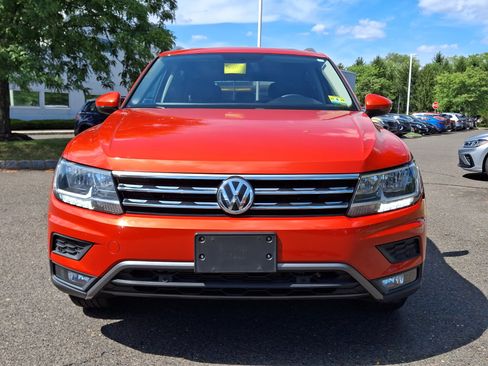Used 2019 Volkswagen Tiguan SEL AWD/4WD image 2