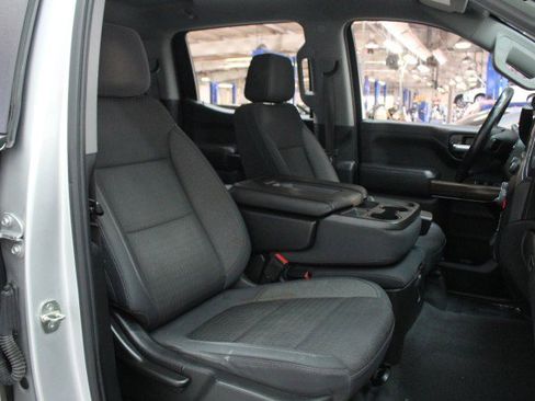 Used 2019 Chevrolet Silverado 1500 LT w/ Texas Edition image 23