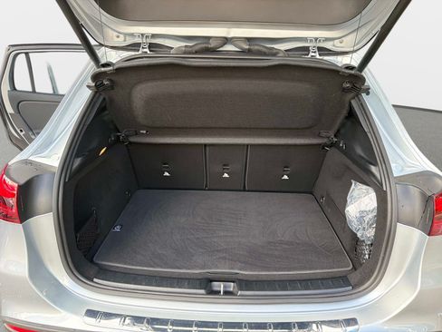 Used 2025 Mercedes-Benz GLA 250 image 8