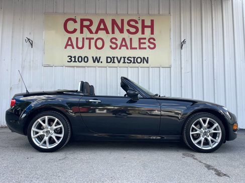 Used 2015 MAZDA MX-5 Miata Grand Touring image 2