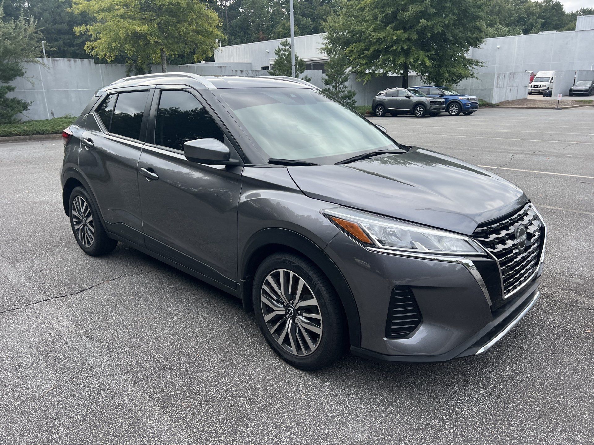 Used 2023 Nissan Kicks SV FWD image 5