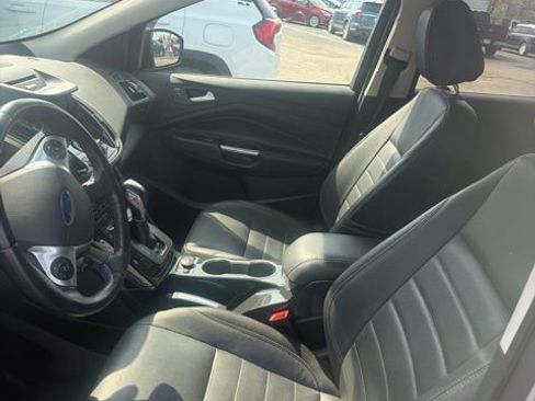 Used 2014 Ford Escape Titanium image 3