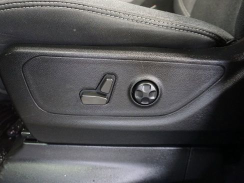 Used 2021 RAM 1500 Lone Star image 12