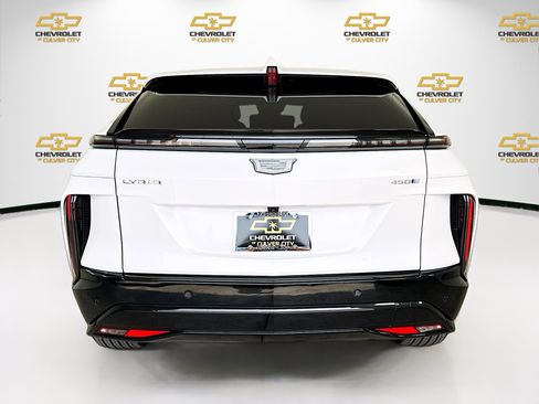 Used 2025 Cadillac Lyriq Sport RWD image 7