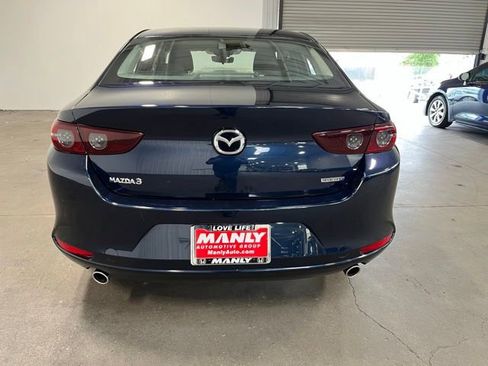 Used 2021 MAZDA MAZDA3 s FWD image 4