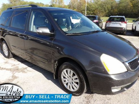 Used 2014 Kia Sedona LX image 7
