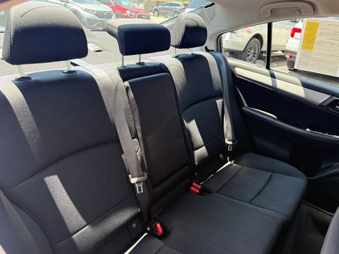 Used 2019 Subaru Legacy 2.5i Premium AWD/4WD image 31